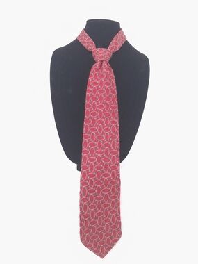 ✨Vintage Harold Powell 100% Silk Red Geometric Medallion Tie Preppy Ivy League✨